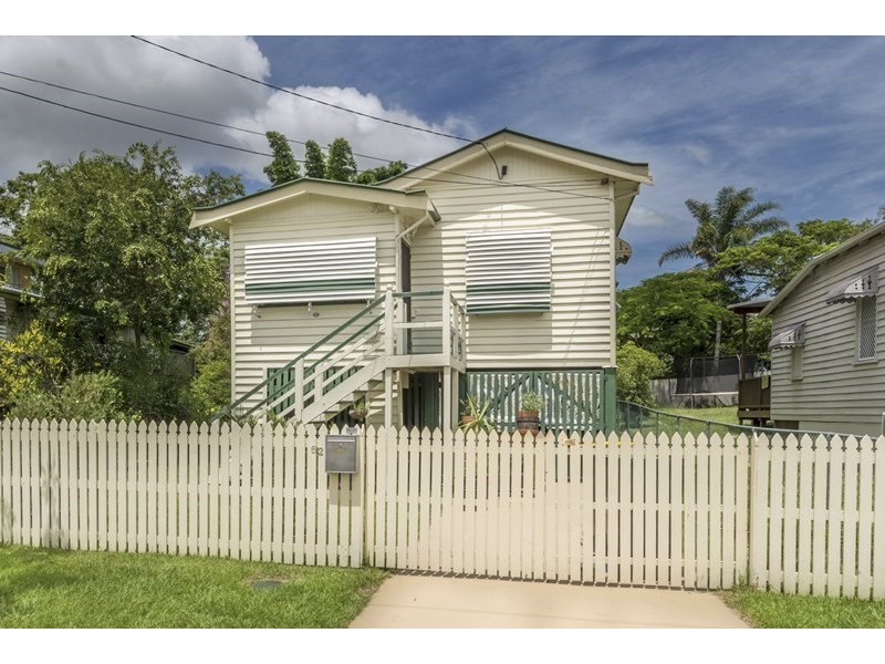 62 Cedar Street, Greenslopes QLD 4120