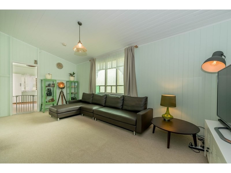 62 Cedar Street, Greenslopes QLD 4120