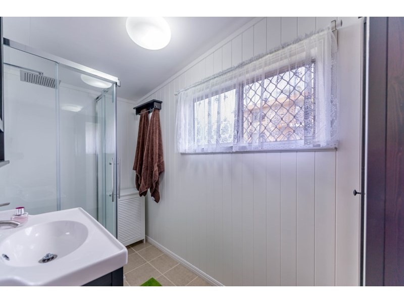 62 Cedar Street, Greenslopes QLD 4120