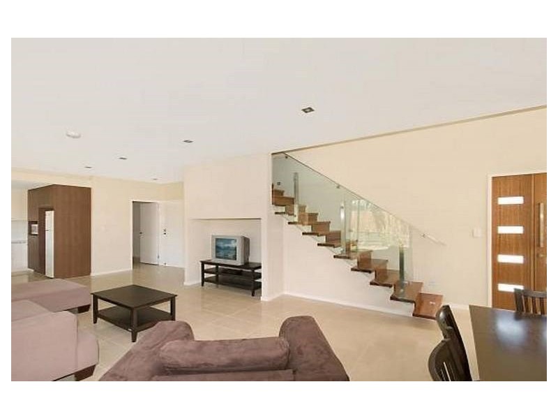 1217 Stanley Street East, Coorparoo QLD 4151