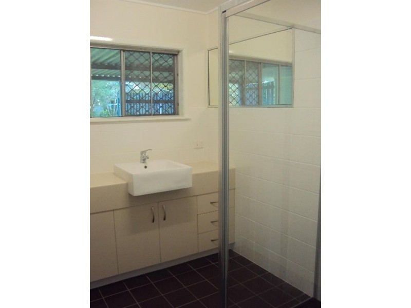 9 Ventura Street, Upper Mount Gravatt QLD 4122