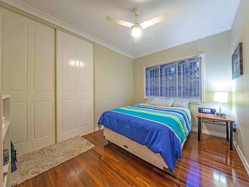 15 Springleigh Street, Coorparoo QLD 4151
