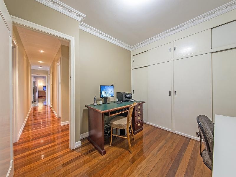 15 Springleigh Street, Coorparoo QLD 4151