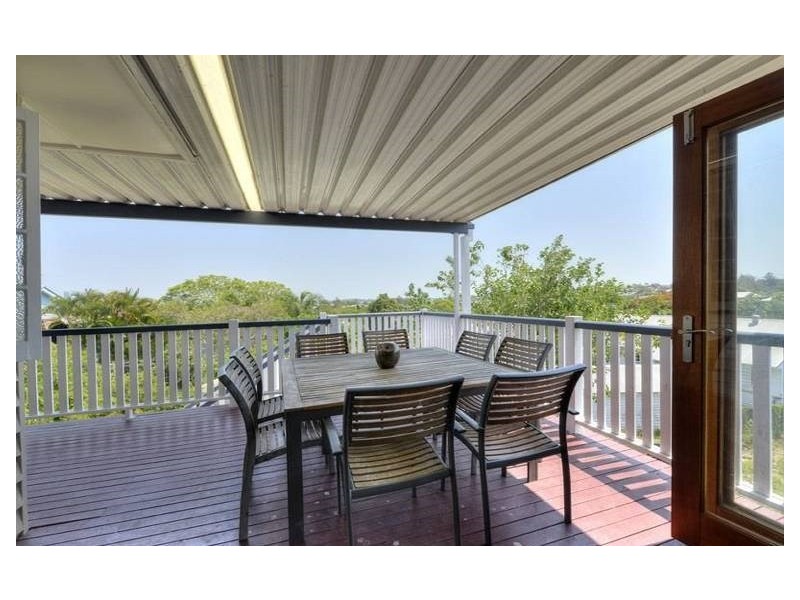 258 Chatsworth Road, Coorparoo QLD 4151