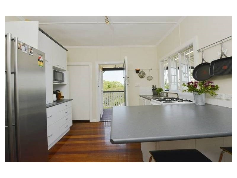 258 Chatsworth Road, Coorparoo QLD 4151