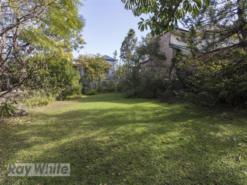 12 Fisher Street, East Brisbane QLD 4169