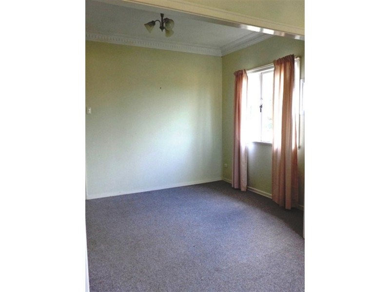 66 Greenmount Avenue, Holland Park QLD 4121