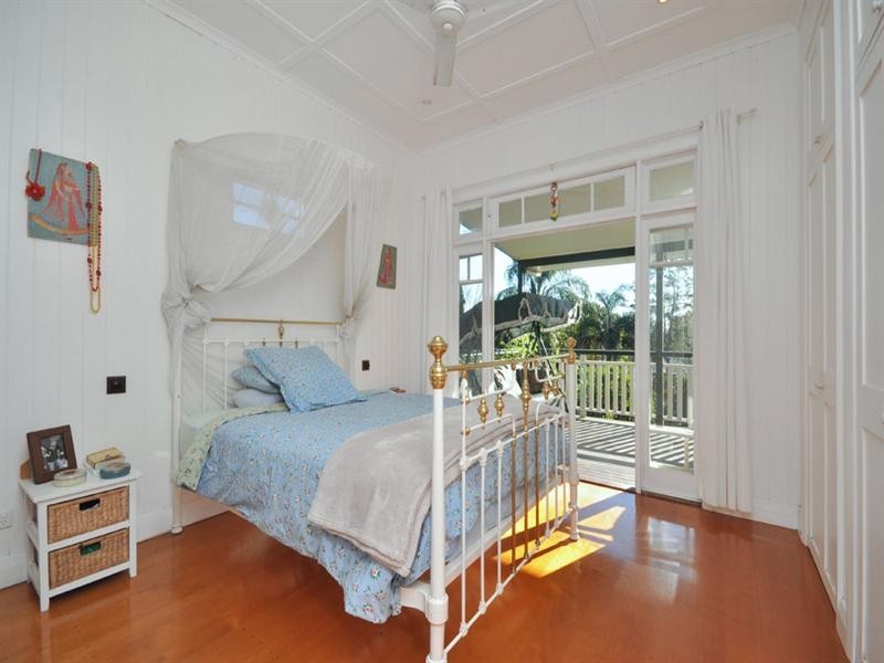 51 Brinawa Street, Camp Hill QLD 4152