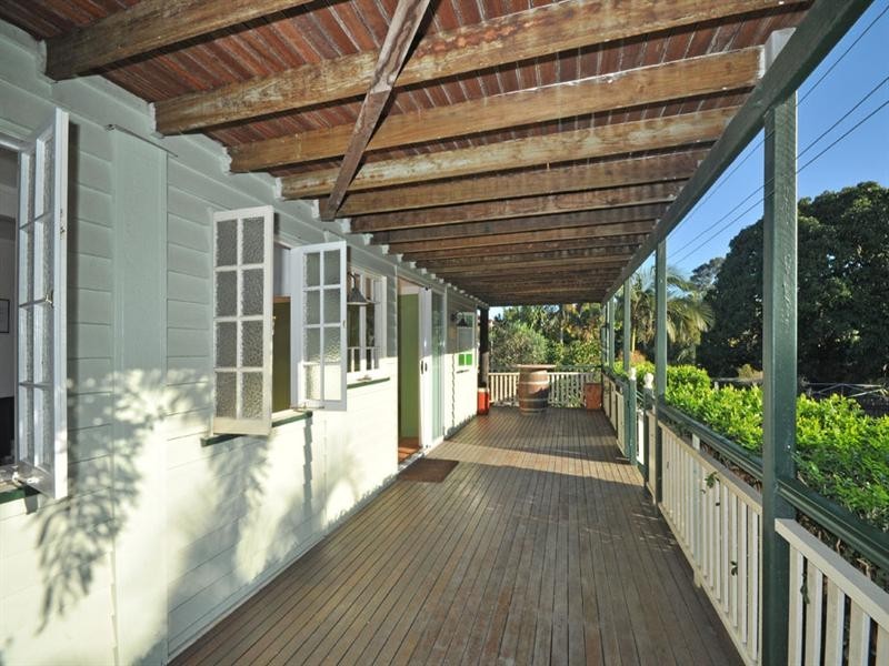 51 Brinawa Street, Camp Hill QLD 4152