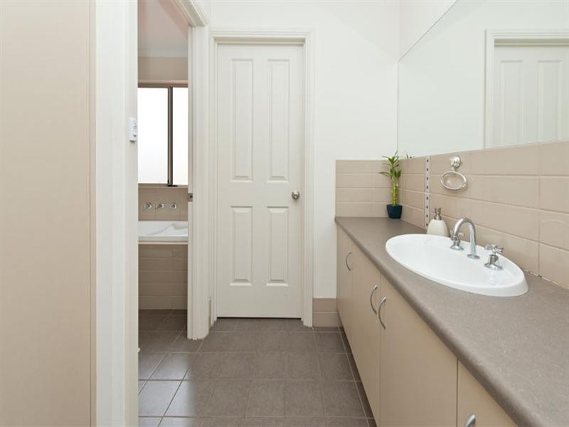 25 Clare Street, Athol Park SA 5012