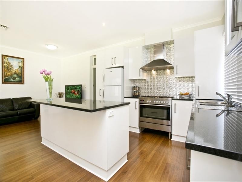 25 Rowell Crescent, West Croydon SA 5008