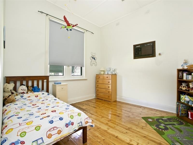 25 Rowell Crescent, West Croydon SA 5008