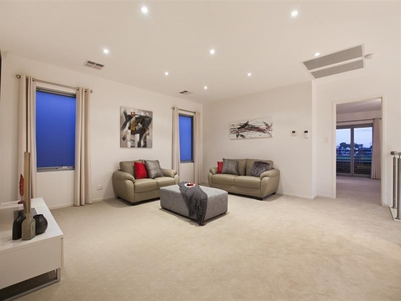 15 Charles Matthew Circuit, Woodville SA 5011