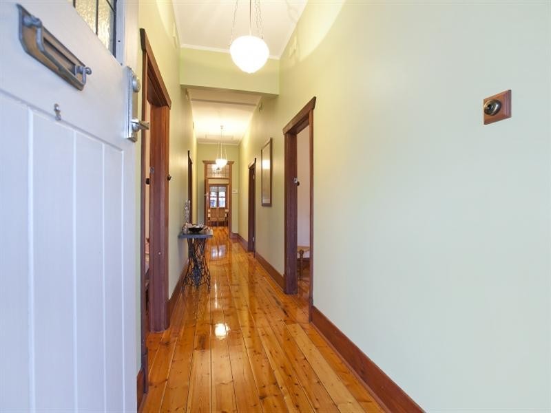 18 Gemmell Street, Beverley SA 5009