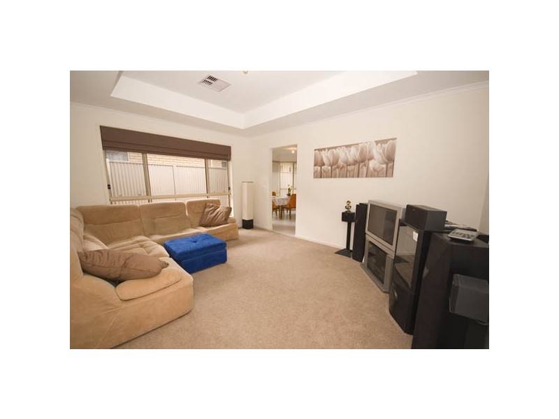 18 Romney Avenue, Ferryden Park SA 5010