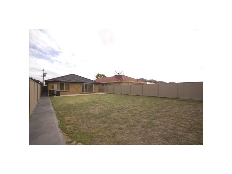 18 Romney Avenue, Ferryden Park SA 5010