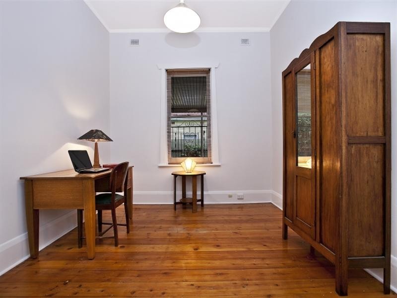 6 Rowley Terrace, Woodville SA 5011