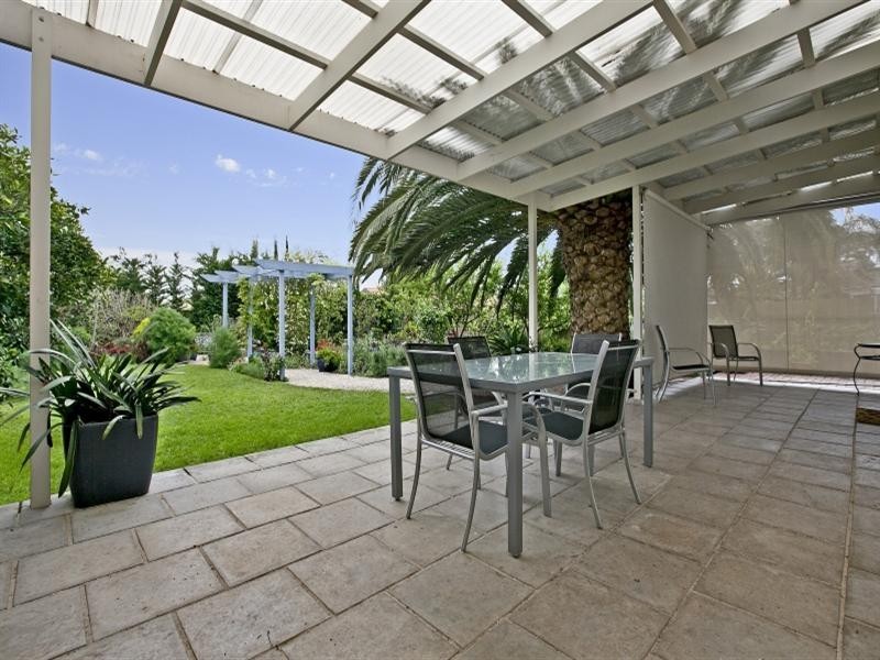 6 Rowley Terrace, Woodville SA 5011