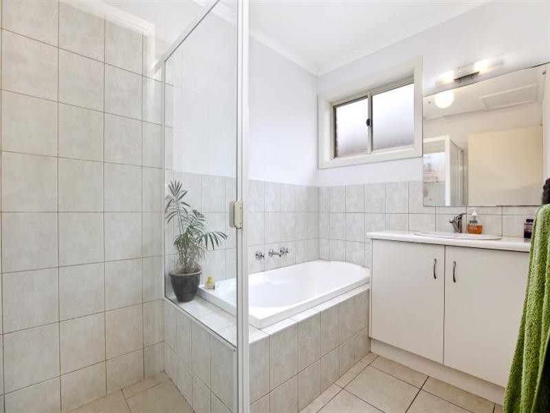 2/4 Martin Avenue, Richmond SA 5033