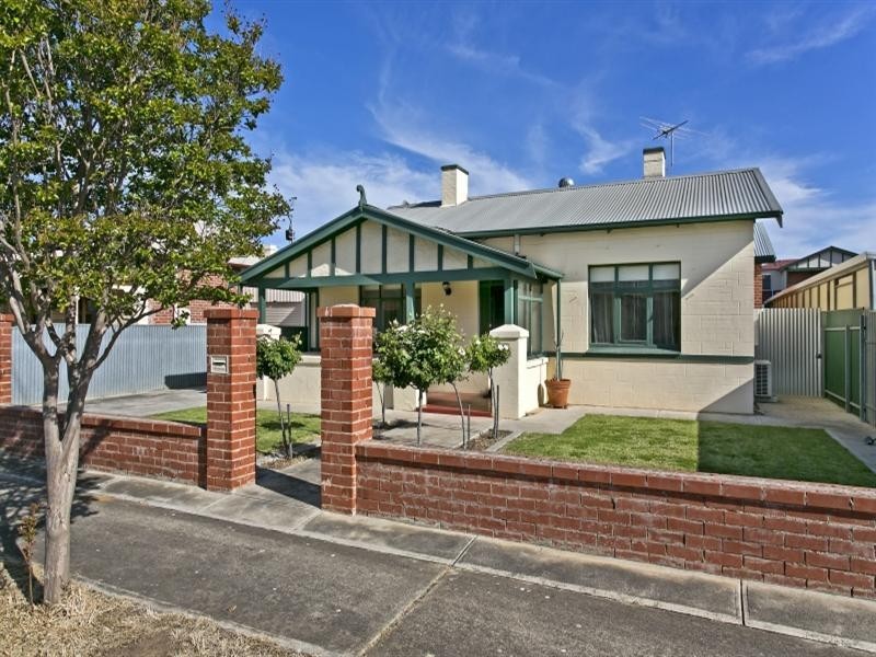 13 Gemmell Street, Beverley SA 5009