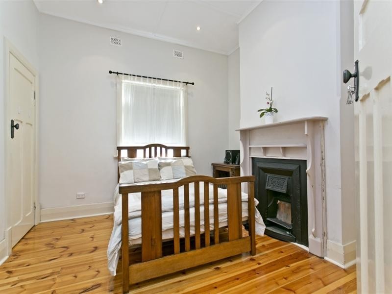 13 Gemmell Street, Beverley SA 5009