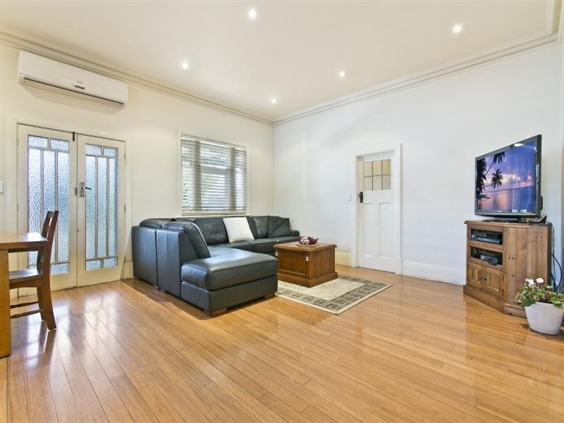 13 Gemmell Street, Beverley SA 5009