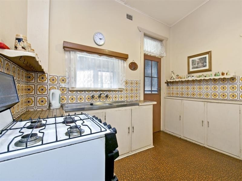 5 Carnarvon Parade, West Croydon SA 5008