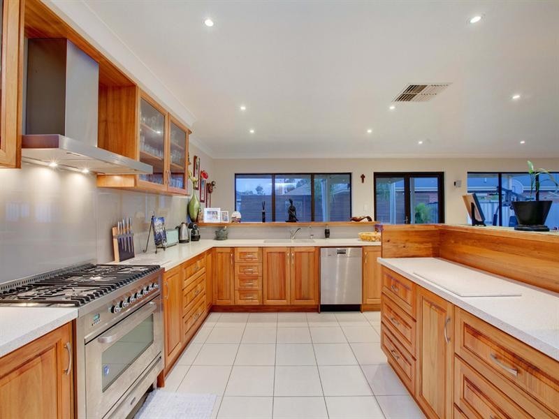 16 Allenby Road, Ottoway SA 5013