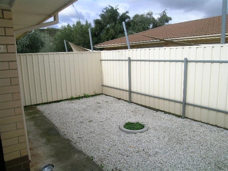 2/105 Ledger Road, Beverley SA 5009