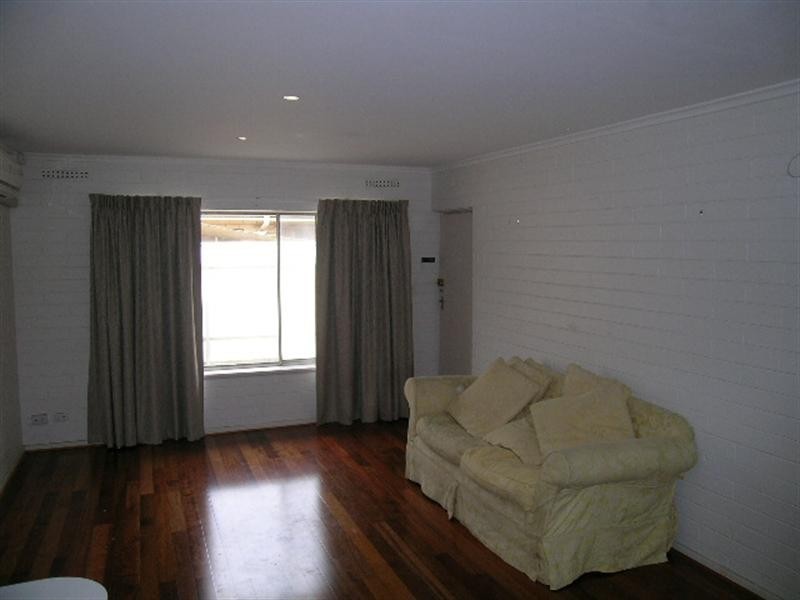 2/105 Ledger Road, Beverley SA 5009