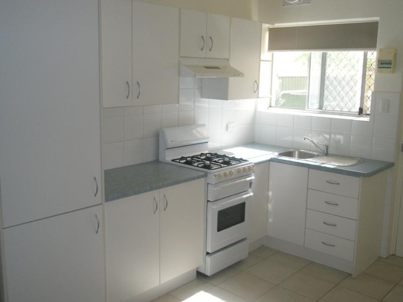 2/1 Fourth Avenue, Woodville Gardens SA 5012