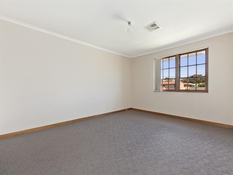 4 Fox Street, Pennington SA 5013
