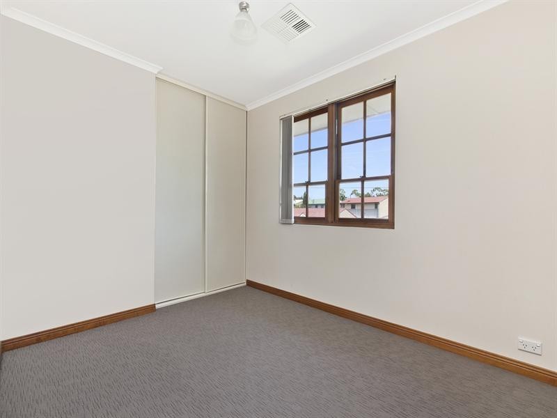 4 Fox Street, Pennington SA 5013