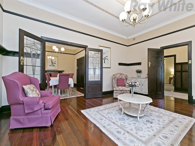 9 The Grove, Woodville SA 5011