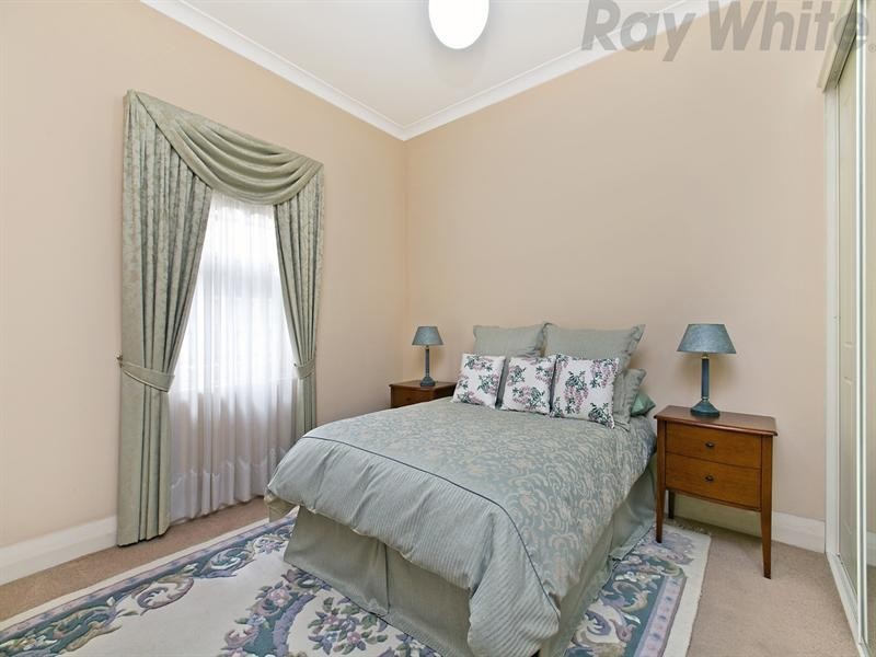 9 The Grove, Woodville SA 5011