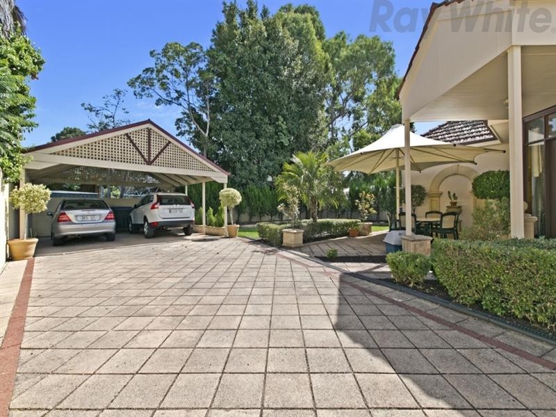 9 The Grove, Woodville SA 5011