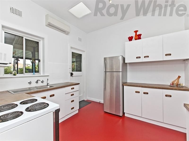 40 Holden Avenue, Woodville West SA 5011