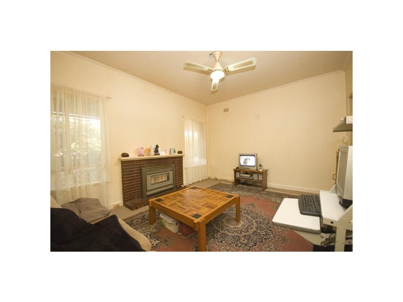 21 Tunbridge Street, Woodville South SA 5011