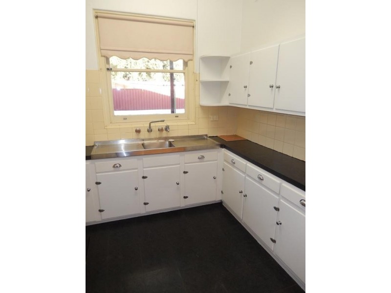 5 Curtis Street, Woodville South SA 5011