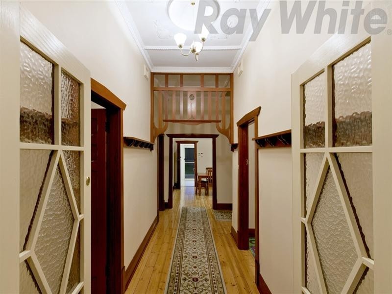 26 Findon Road, Woodville West SA 5011