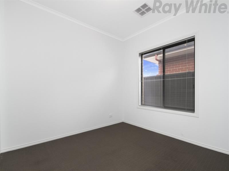 7 Nesbit Street, Albert Park SA 5014