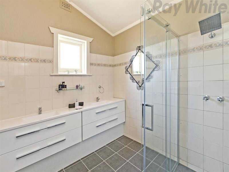 4 Fifth Avenue, Cheltenham SA 5014