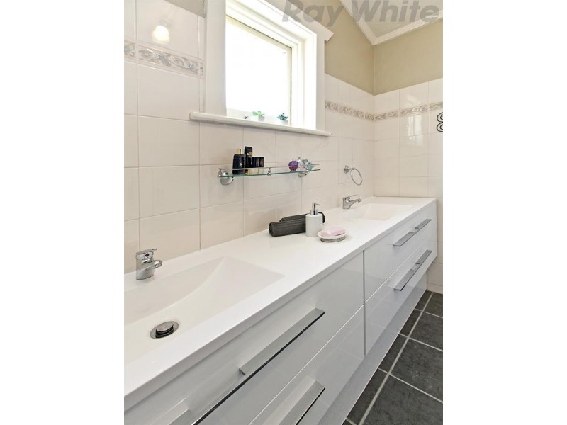 4 Fifth Avenue, Cheltenham SA 5014