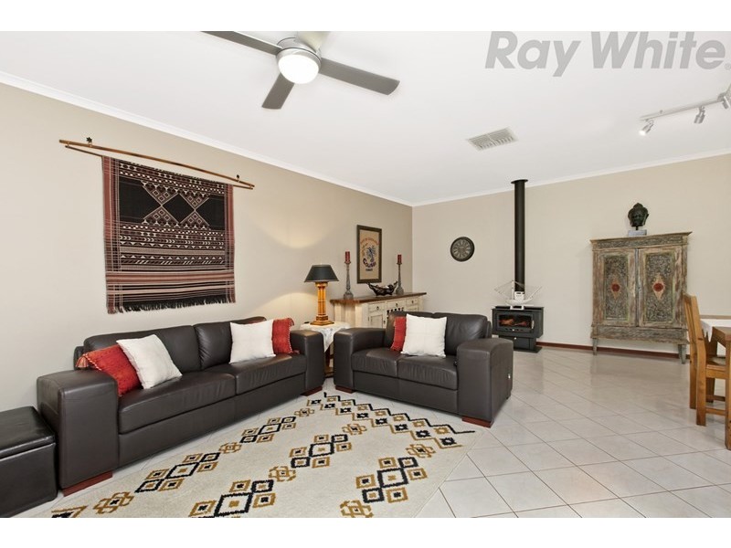 10 Houndsgate Court, Onkaparinga Hills SA 5163