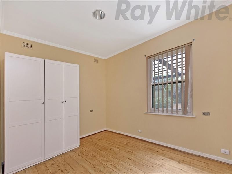 21 Burnley Street, Fulham SA 5024