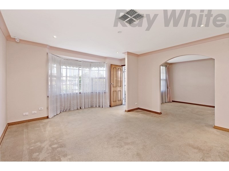 2/4 Hansen Court, West Lakes Shore SA 5020