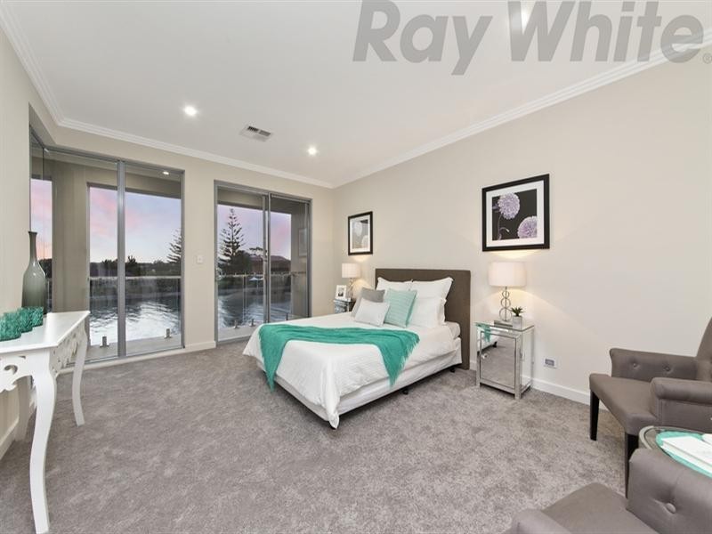 36 Antigua Grove, West Lakes SA 5021