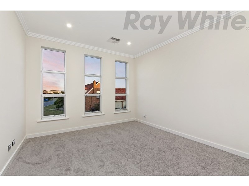 36 Antigua Grove, West Lakes SA 5021