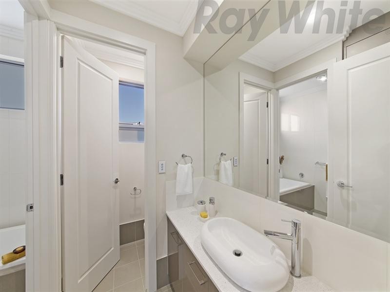 36 Antigua Grove, West Lakes SA 5021