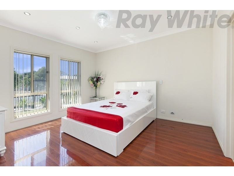 11 Londonderry Crescent, Mansfield Park SA 5012